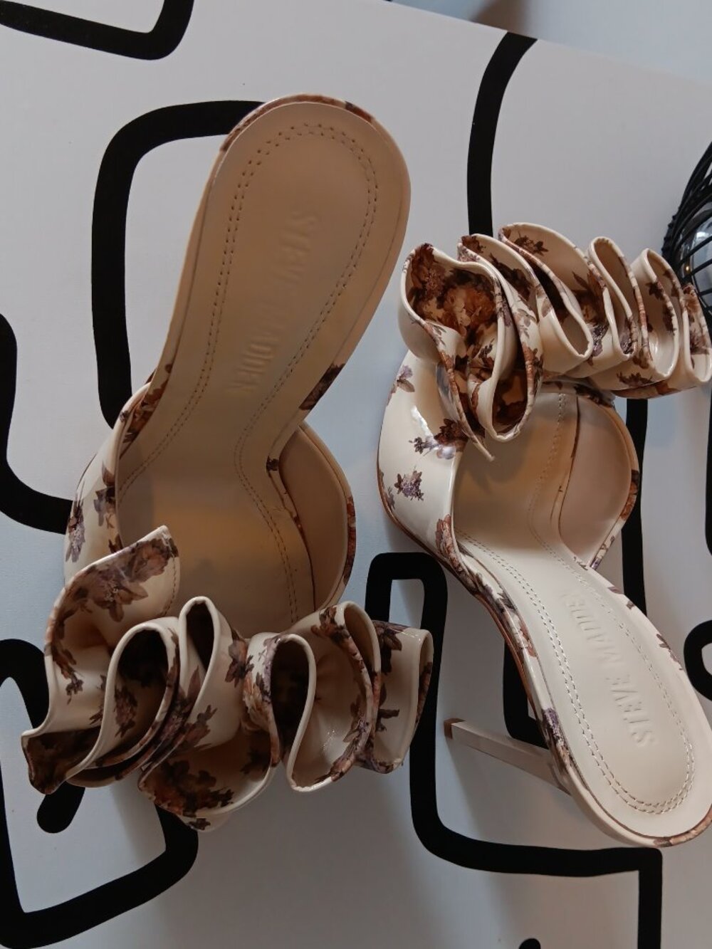 Steve Madden shoes - Picture 3 of 3